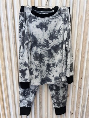 Lola &amp; Taylor - Tie Dye PJs