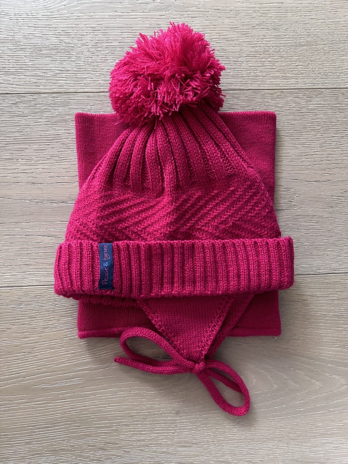 Peluche &amp; Tartine - Pom Hat &amp; Neck Warmer, Colour: Red, Size: 6-8Y
