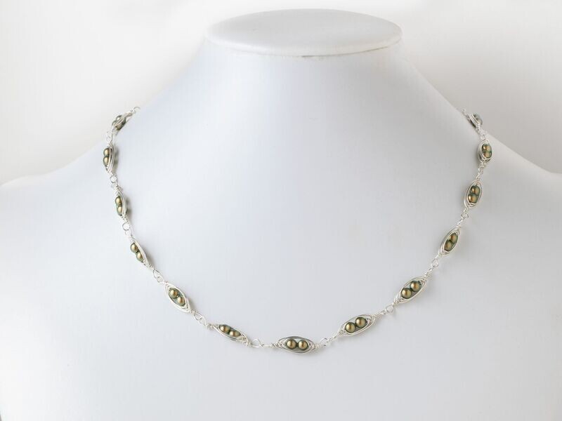 Pea Pod  Chain Necklace