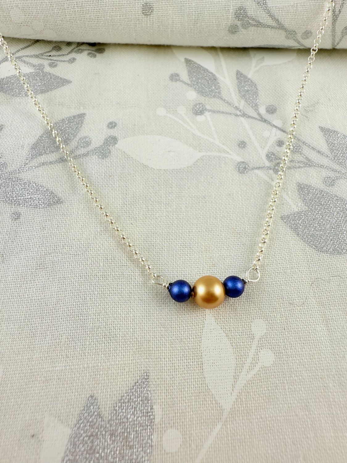 Silver Tri-Pearl Necklace - Blue/Gold