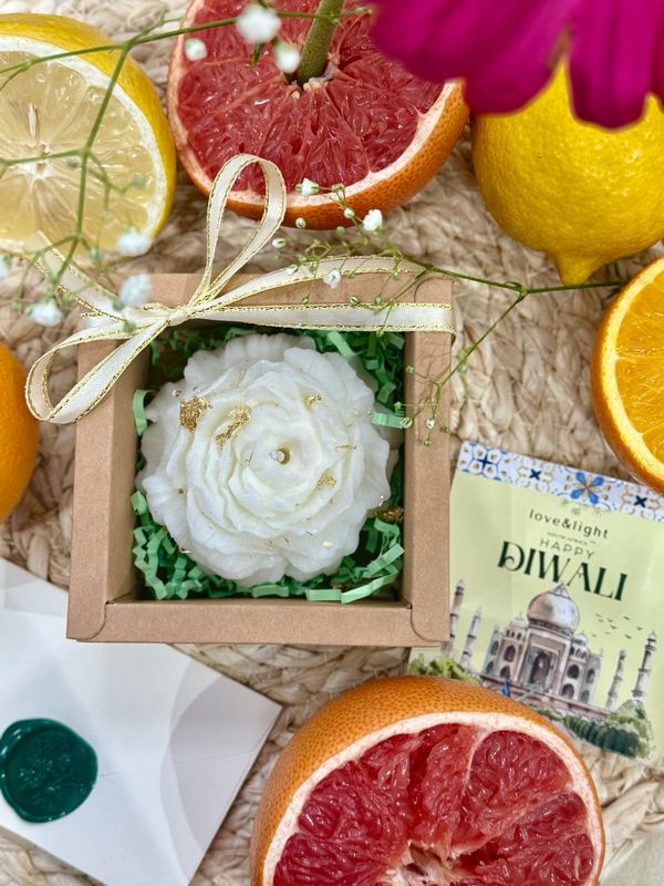 Diwali Floating Peony Soy Blend Wax Candle Gift Box