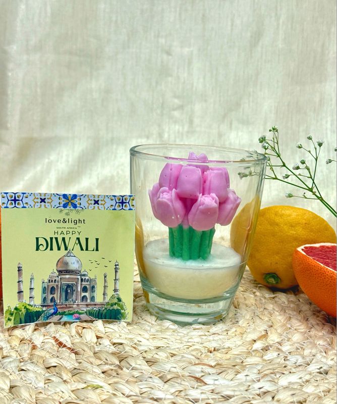 Diwali Tulip Soy Blend Candle in Gold Jasmine
