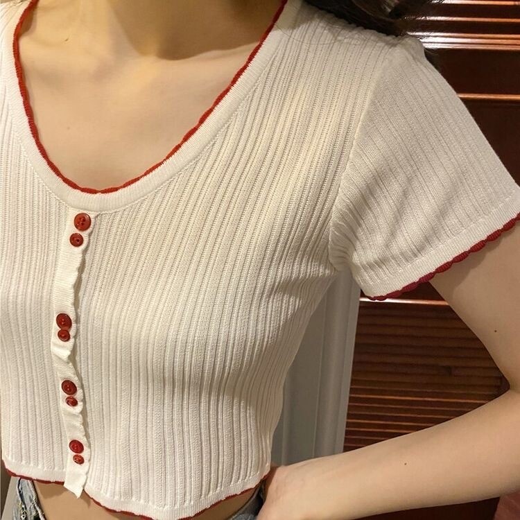 Korean women&#39;s vintage wear knitted top
