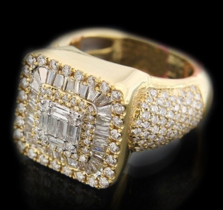 SQUARE BAGUETTE DIAMOND RING