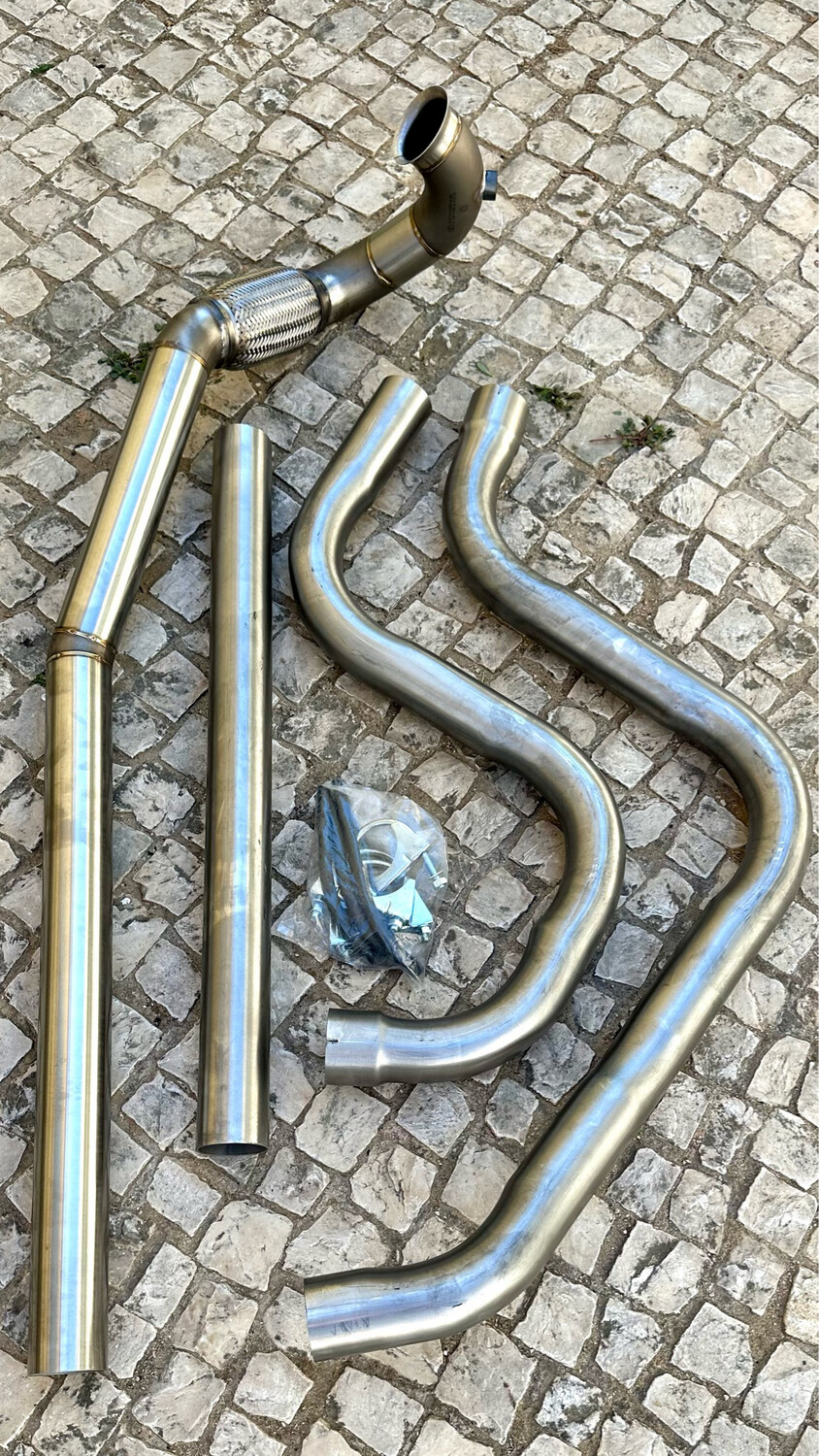 Linha de escape completa em inox Golf 5, 6&7/ A3 8p&8v/ Leon 1p&5f (downpipe + linha de escape)