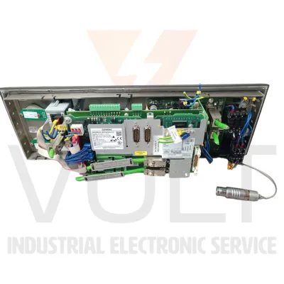 Siemens 6FC5303-1AF12-8AL0 ohne Notaus Refurbished