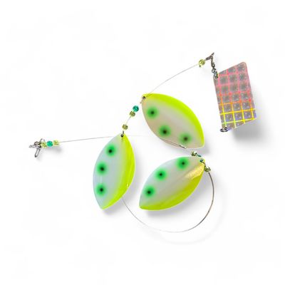 Hammerhead Cowbells Trout Alien 4/0 AL216