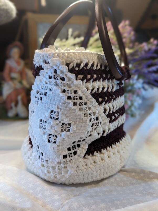 Crochet barrel bag 🥰