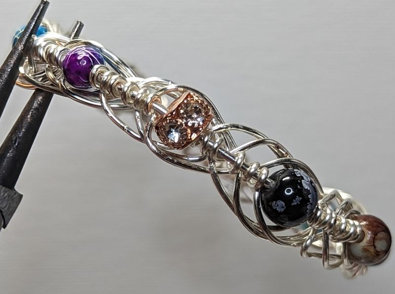 Wire wrap bracelet 