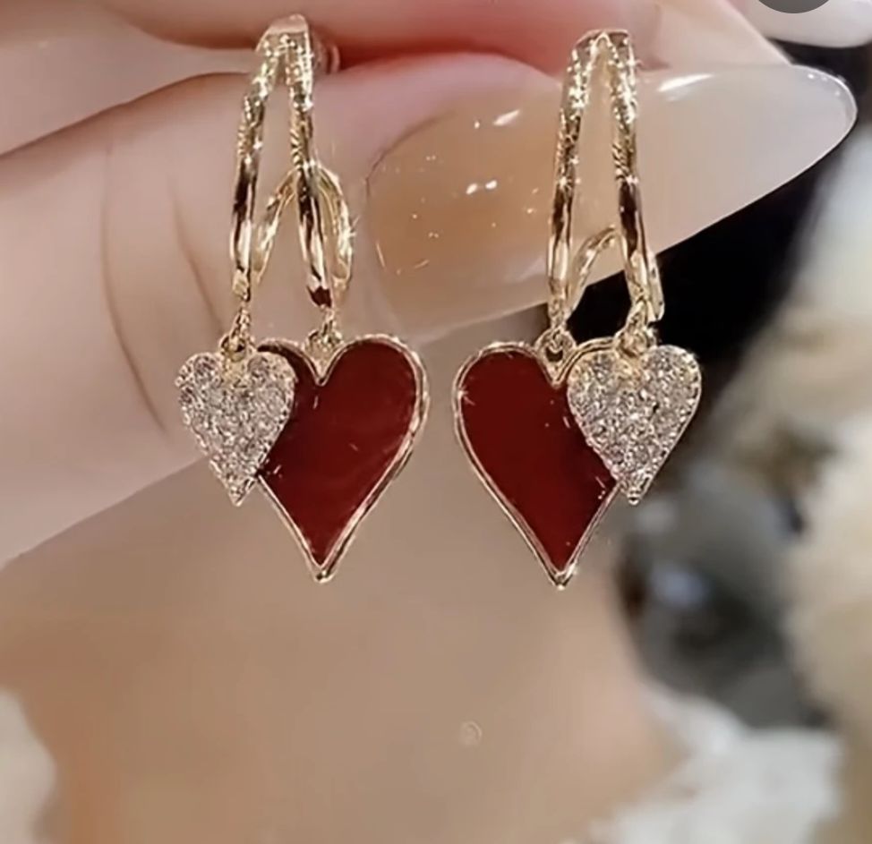 Heart diamond earrings 