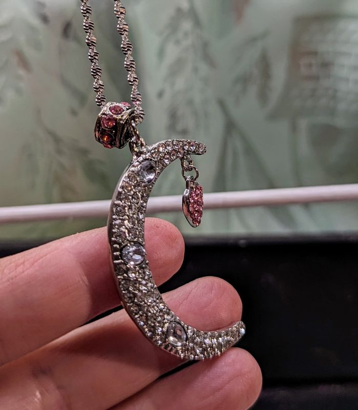 Half Moon with chain and stone