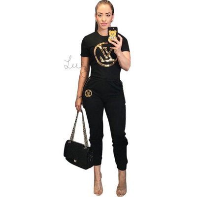 ​CONJUNTO DE TOP Y PANTALÓN PARCHE LV