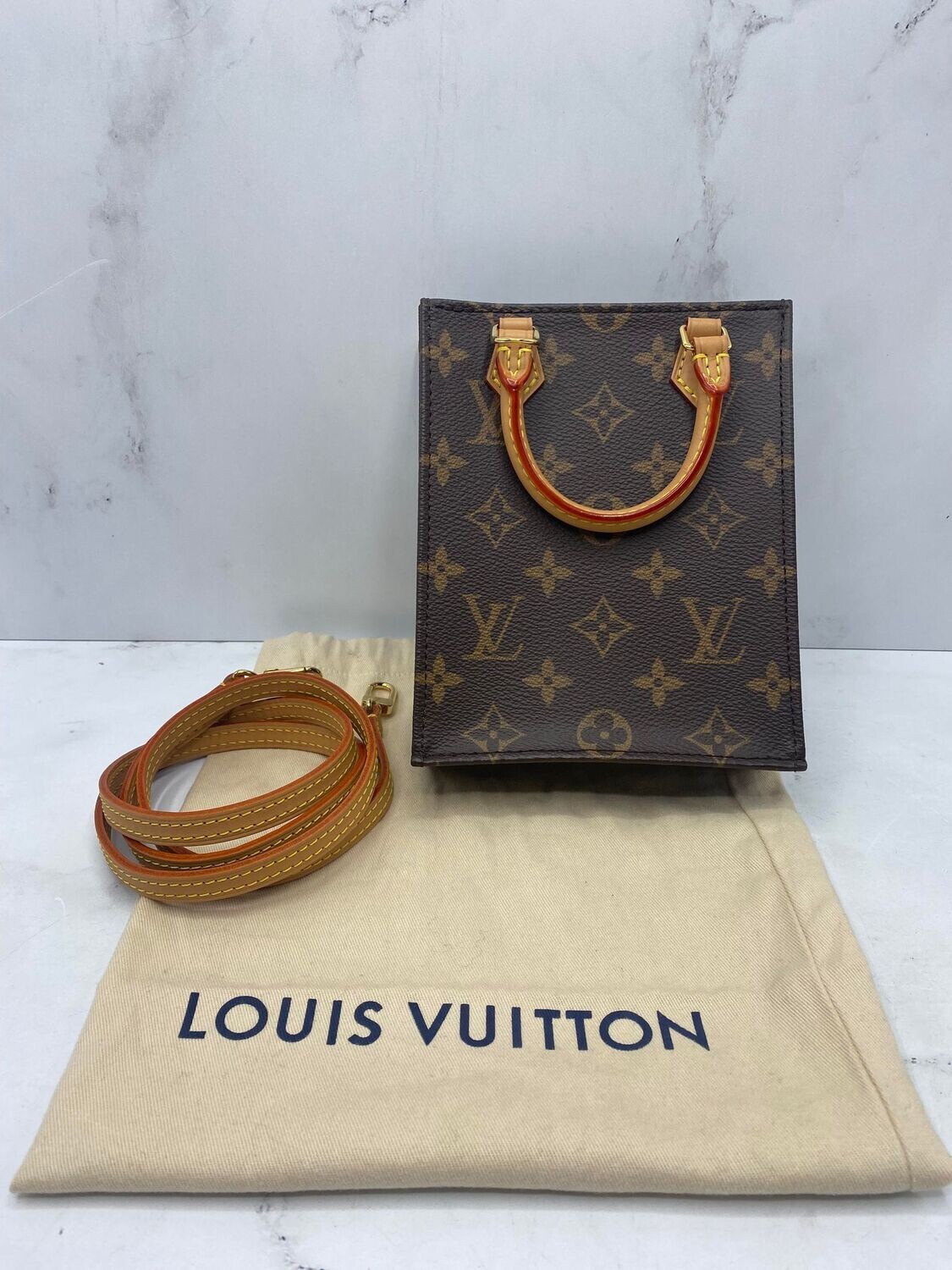 Louis Vuitton Petite Slac Pat