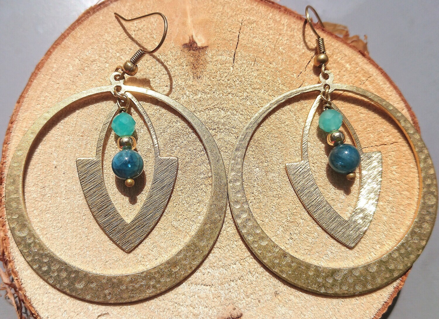 Boucles Sofia laiton brut bleu