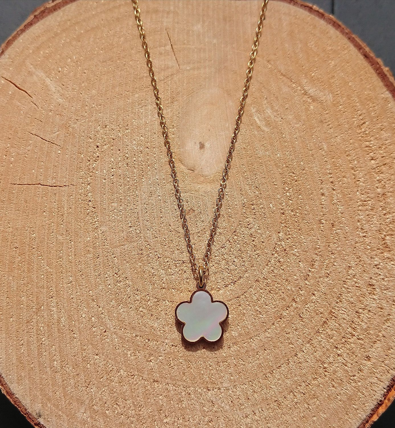 Collier Flora