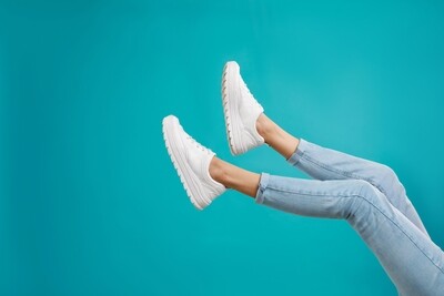 SCHUHE