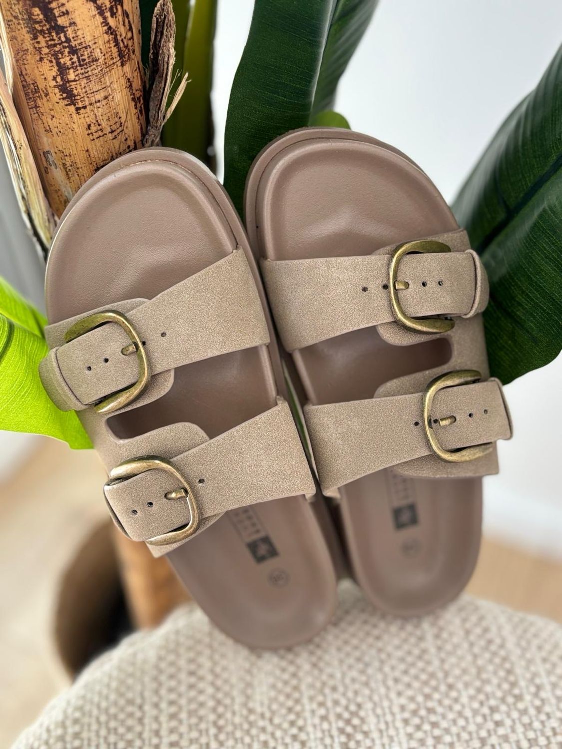 Pantolette beige