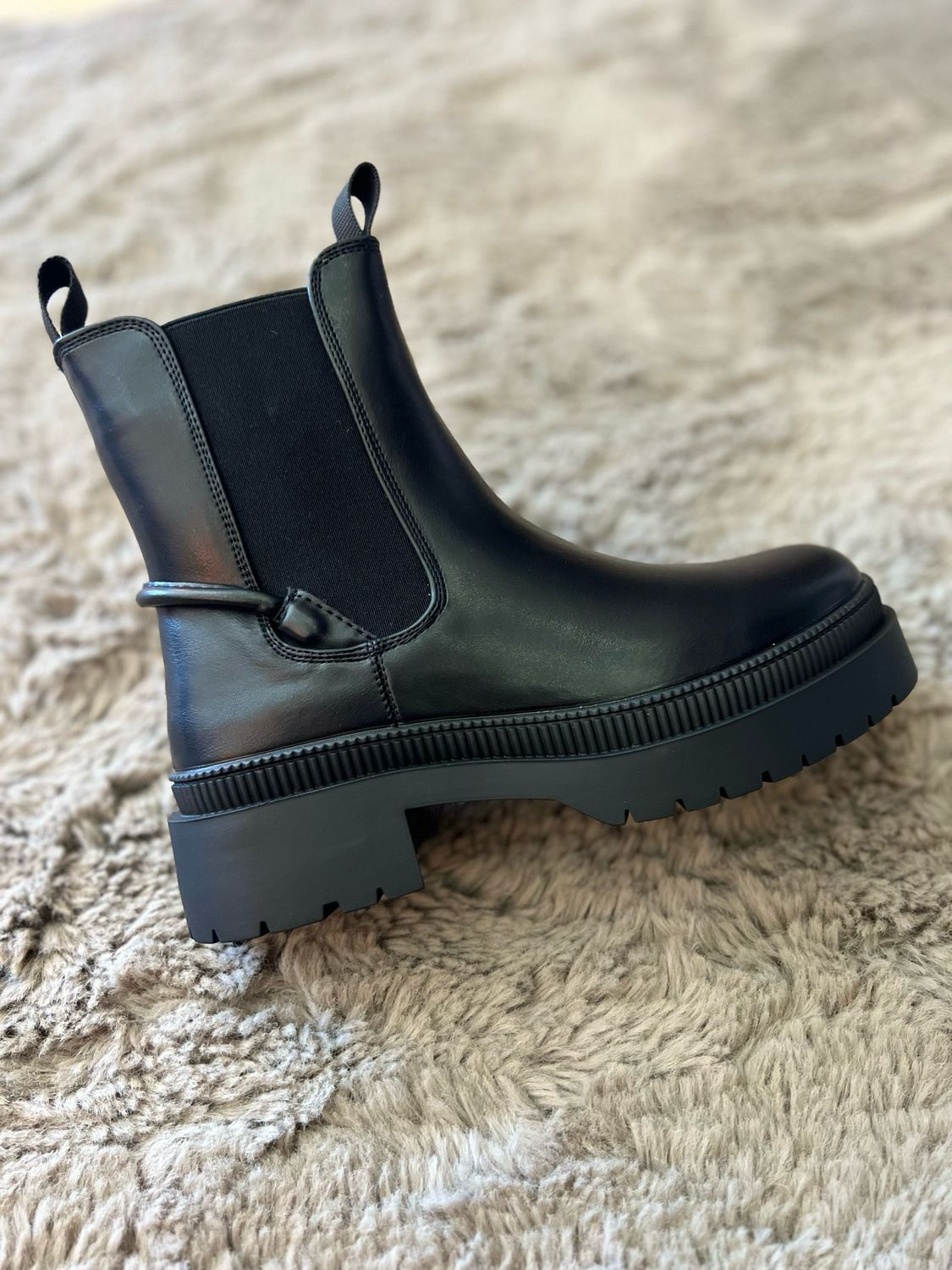 Stiefelette „black Love“