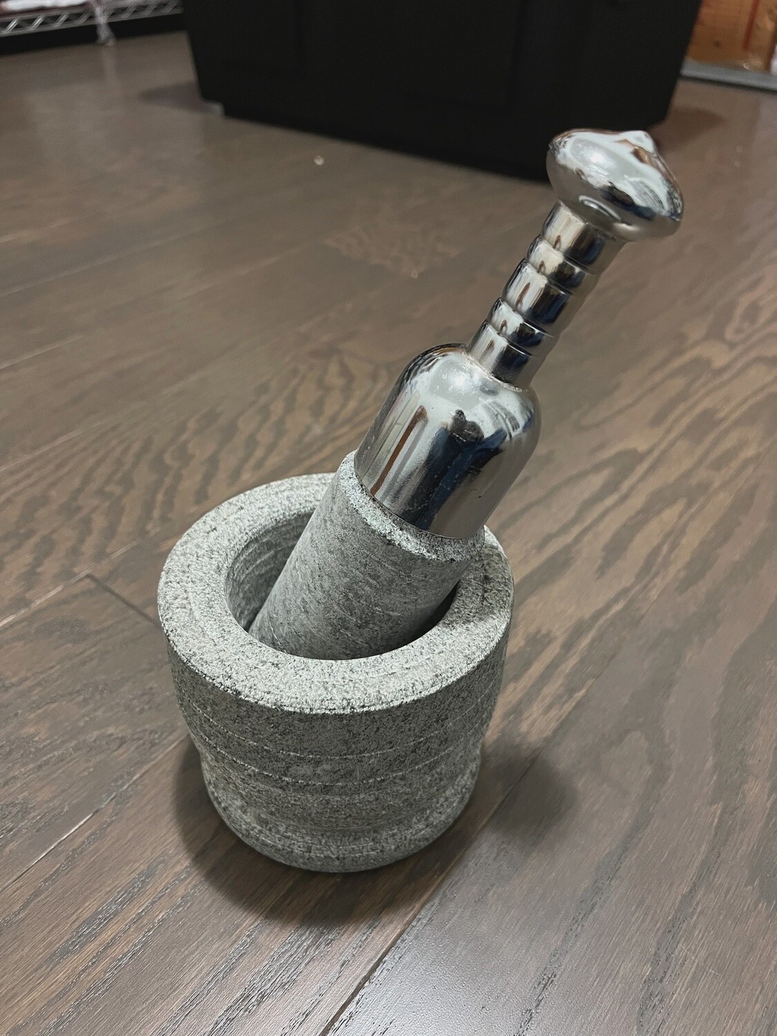 Stone Mortar &amp; Pestle (Silver Handle) 4&quot;