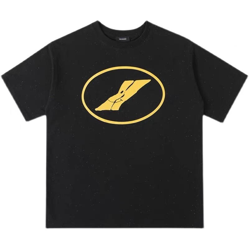 WE11DONE TEE BK YELLOW LOGO