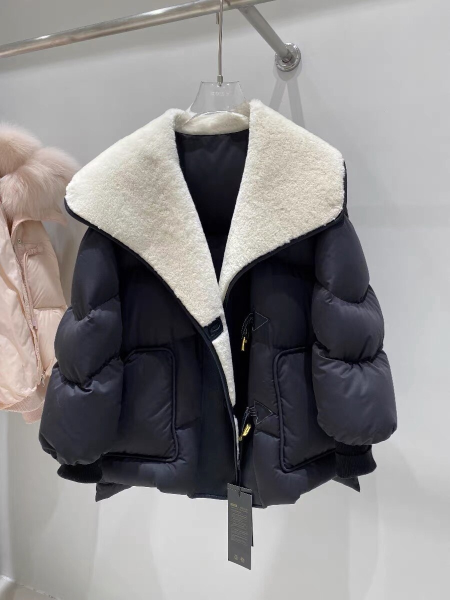 BK DOWN JACKET WITH WHITE COLLAR/M