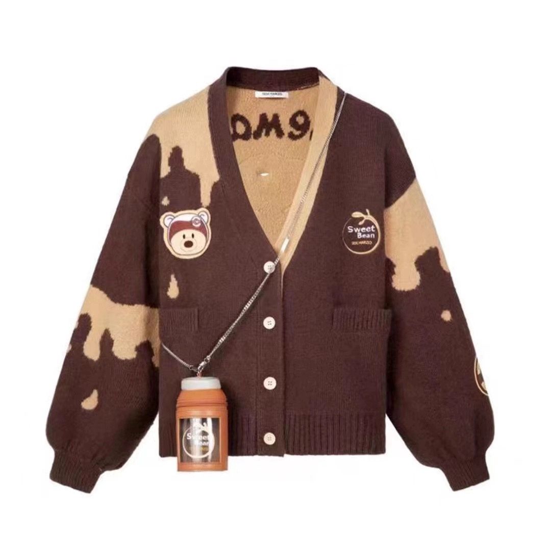 13DE MARZO &amp; POP MART CANNED COFFEE CARDIGAN