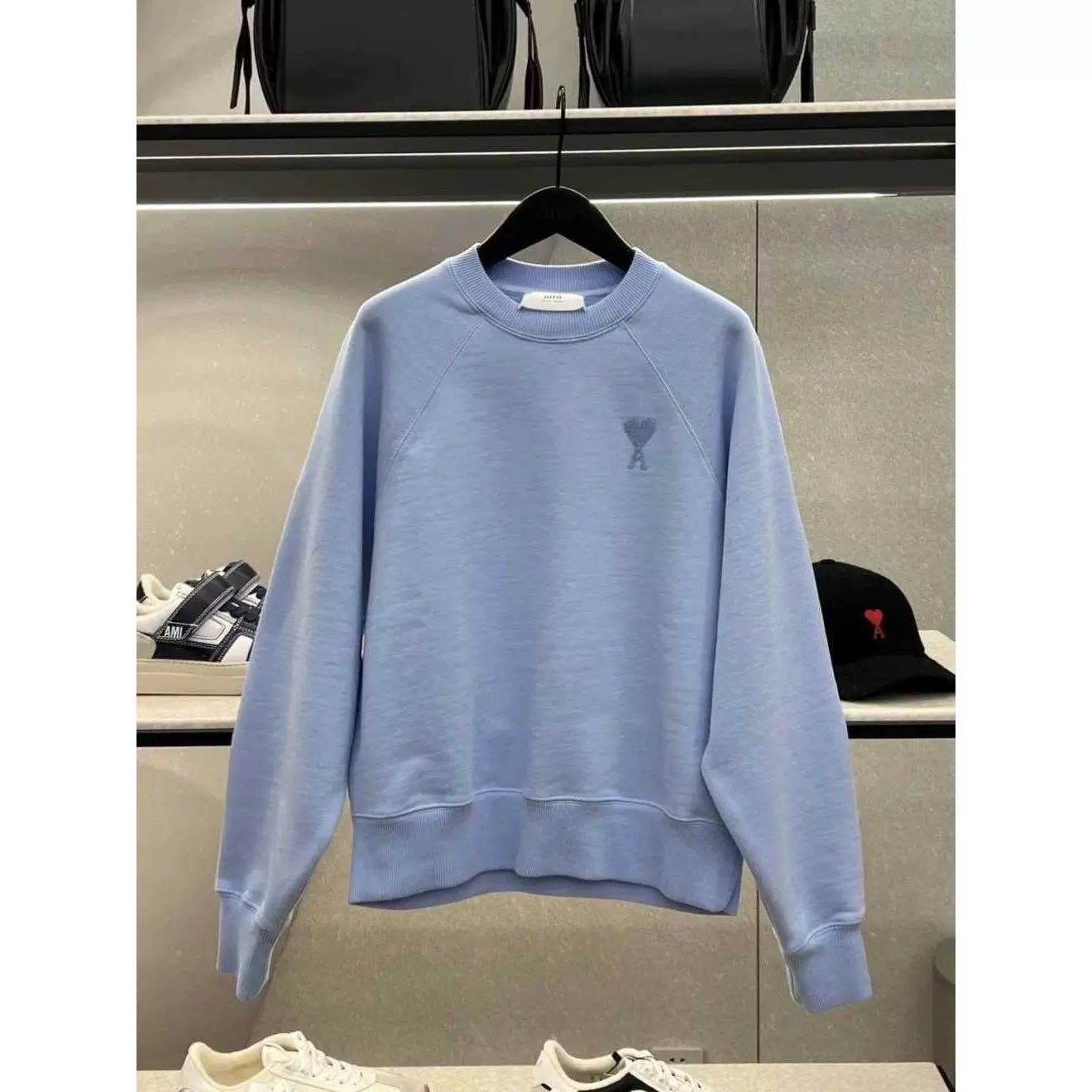 AMI BLUE SWEATSHIRT