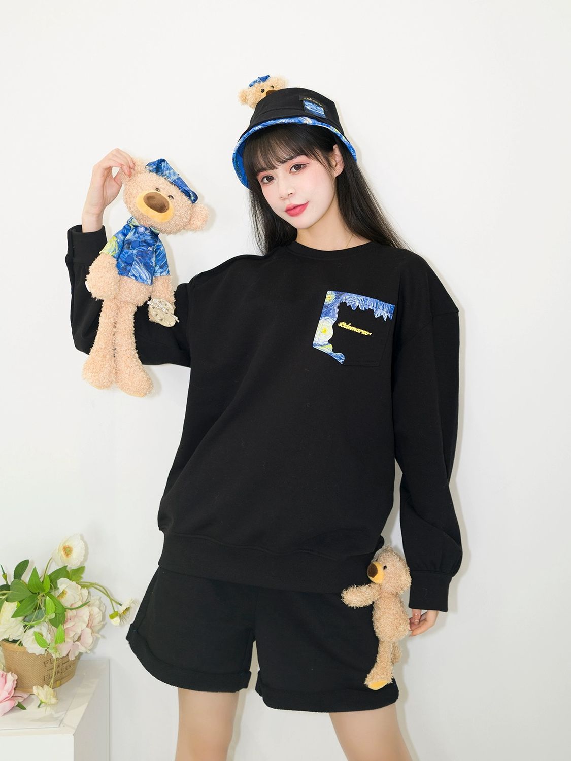 13DE MARZO &amp;VAN GOGH THE STARRY NIGHT SWEATER BLACK