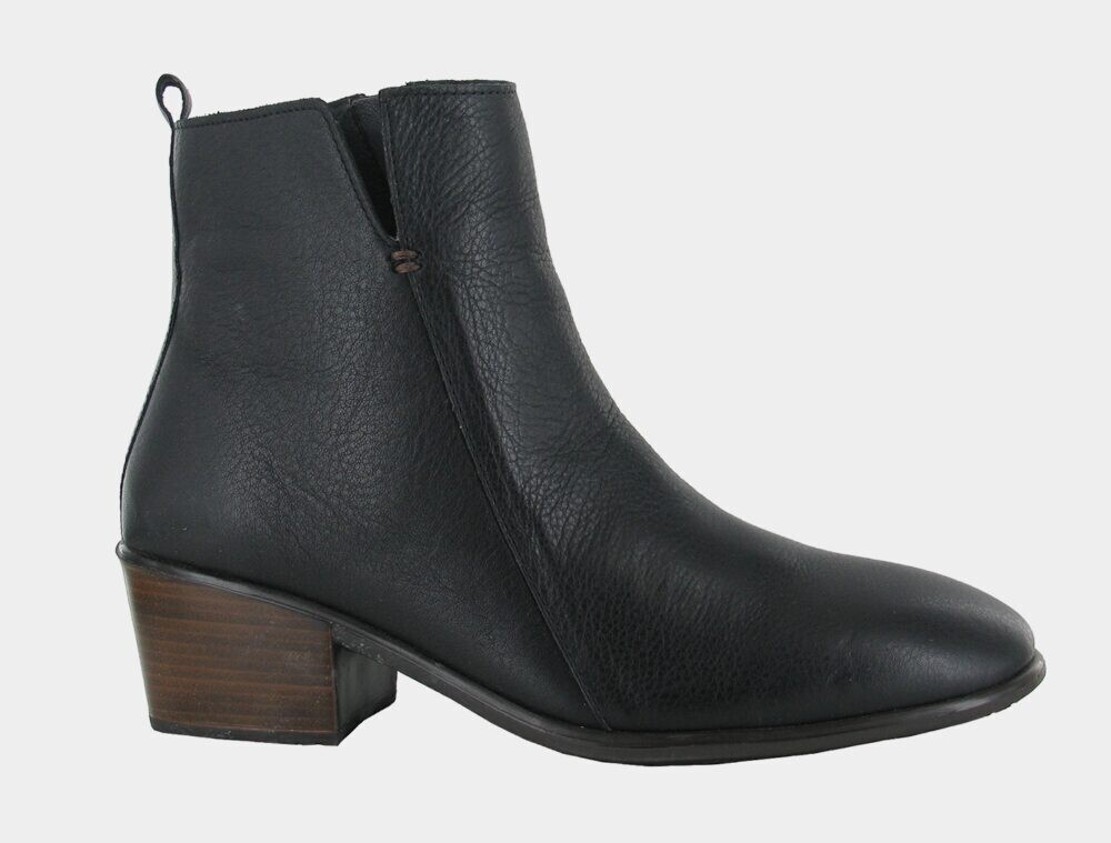 Ethic, Color: Soft Black Leather, Size: 37