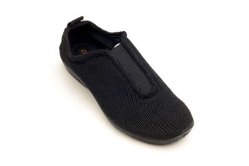 ES, Color: Black, Size: 36