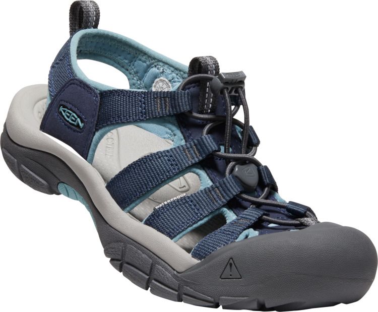 Newport H2, Color: Navy/Magnet, Size: 6.5