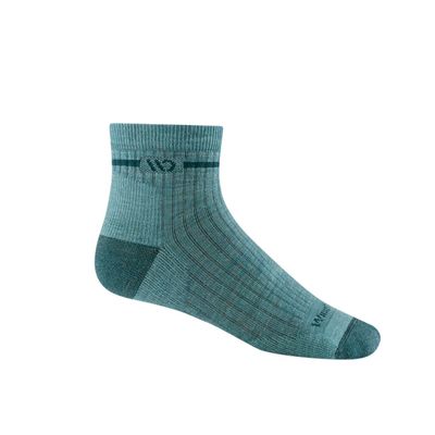 Single Stripe Cushioned Quarter Crew