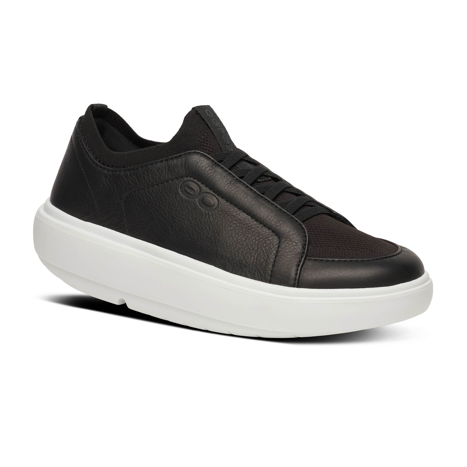 W OOmg Club+, Color: White Black, Size: 9.5