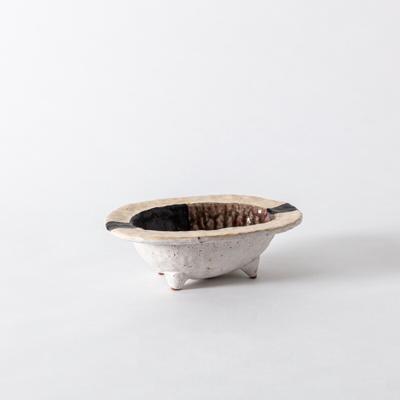 Pinched and Footed Bowl n. 1