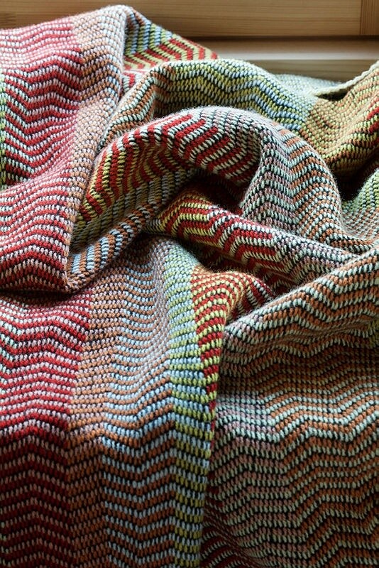 FRI Summer Red Throw