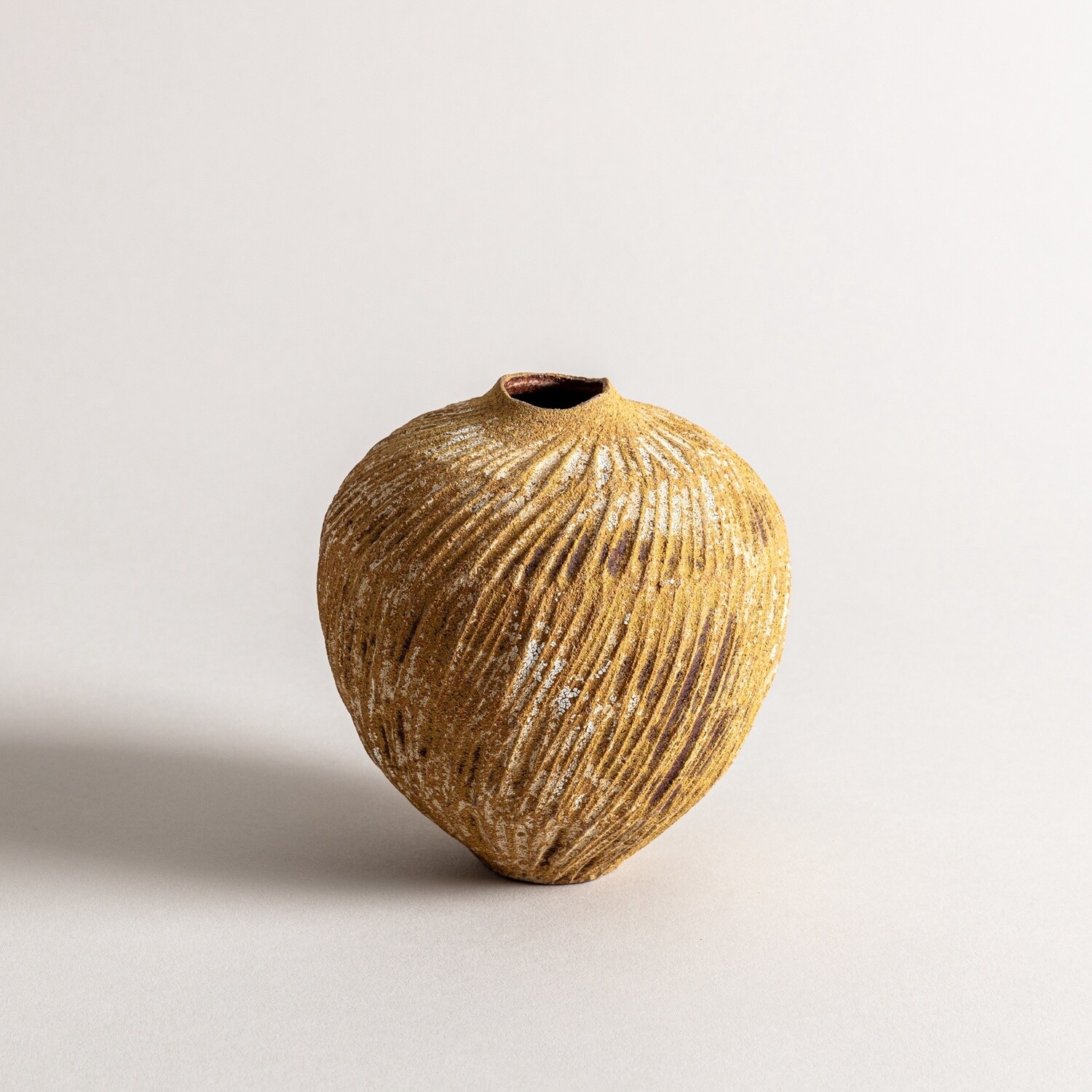 Gold Mini Moon Vase