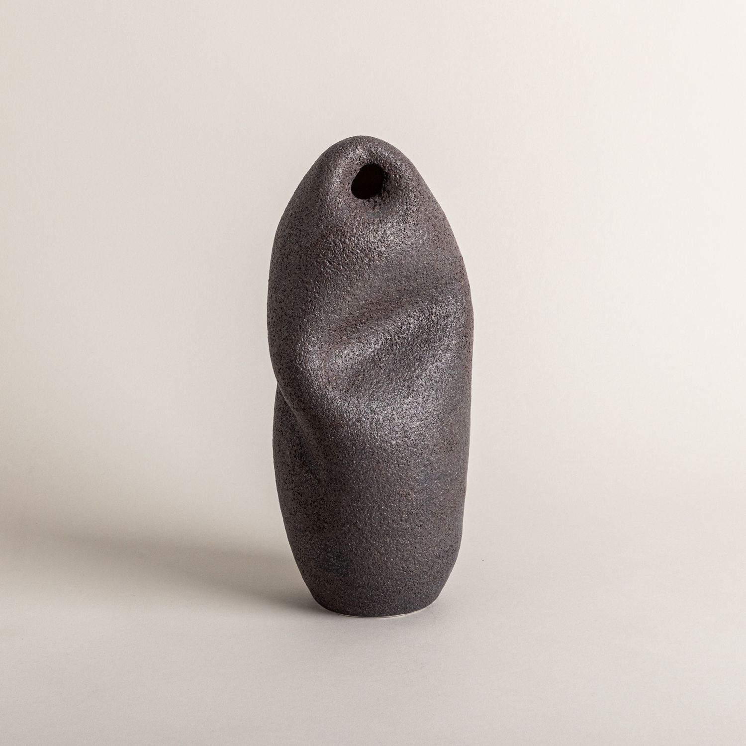 Black Lava Vessel n. 2