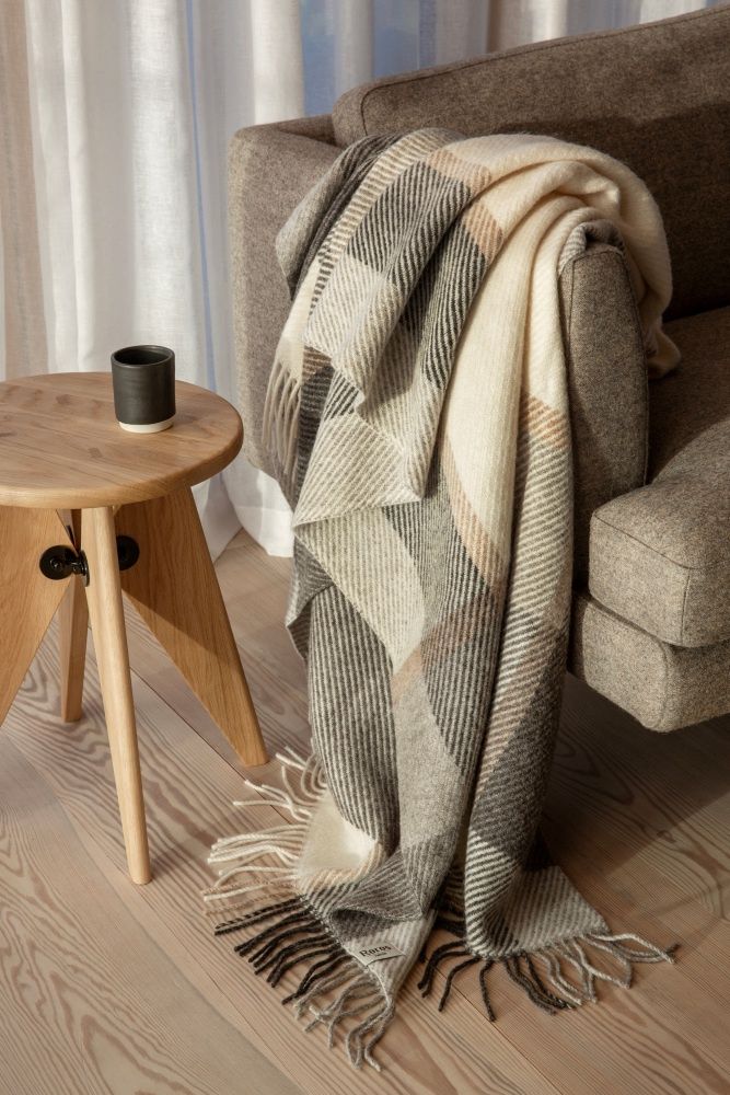 Myrull Natural Throw