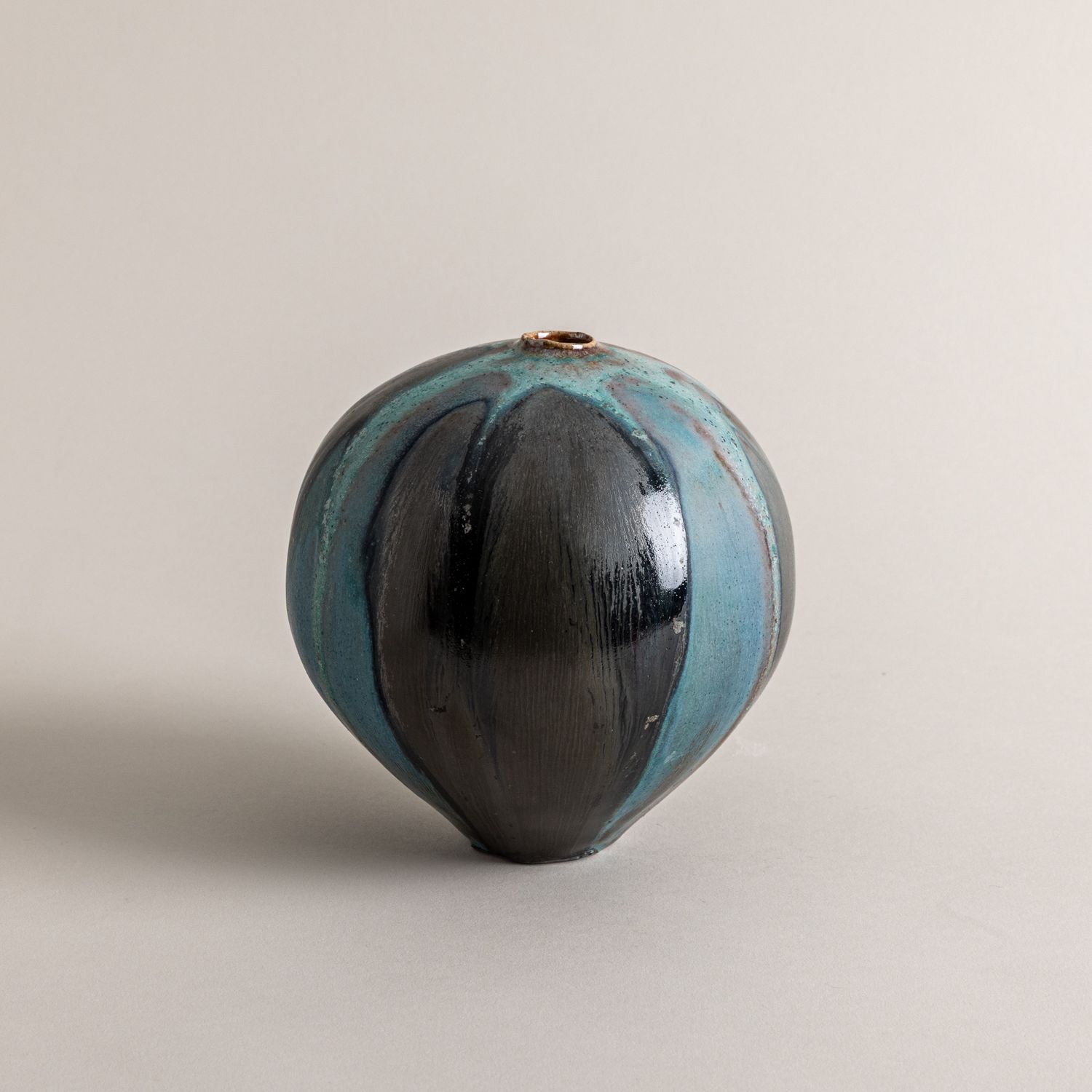 Blue Vessel n. 17