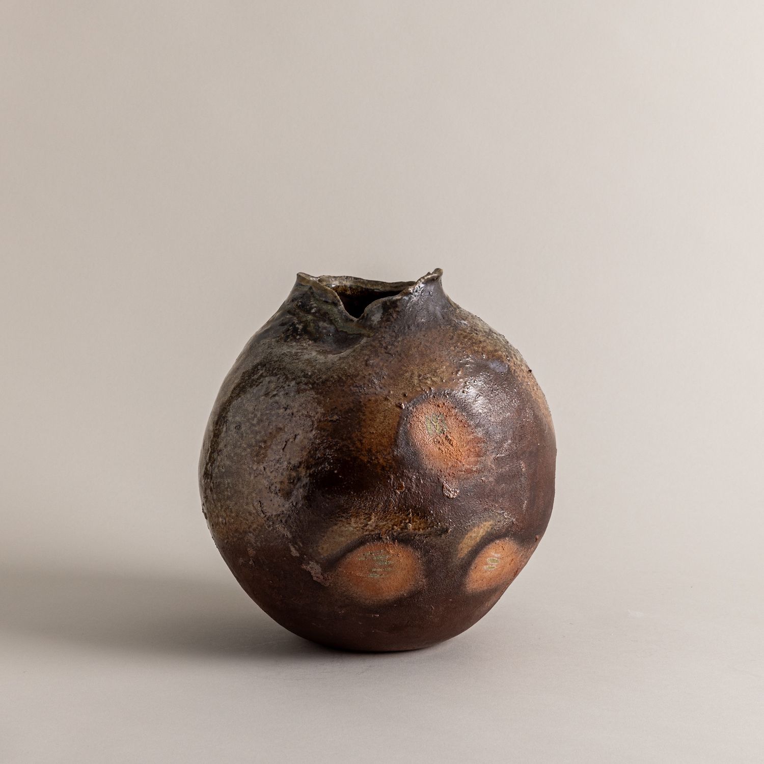 Yin Shade Vessel