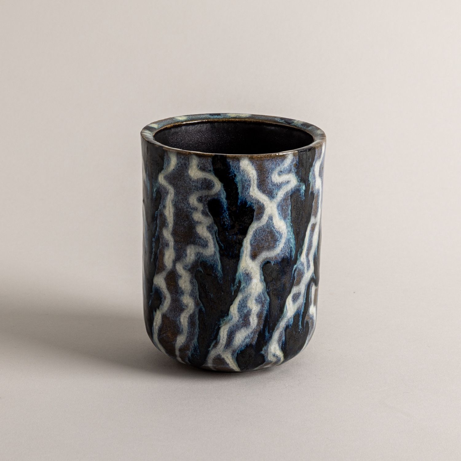 White/Grey/Blue Squiggle Vase n. 3