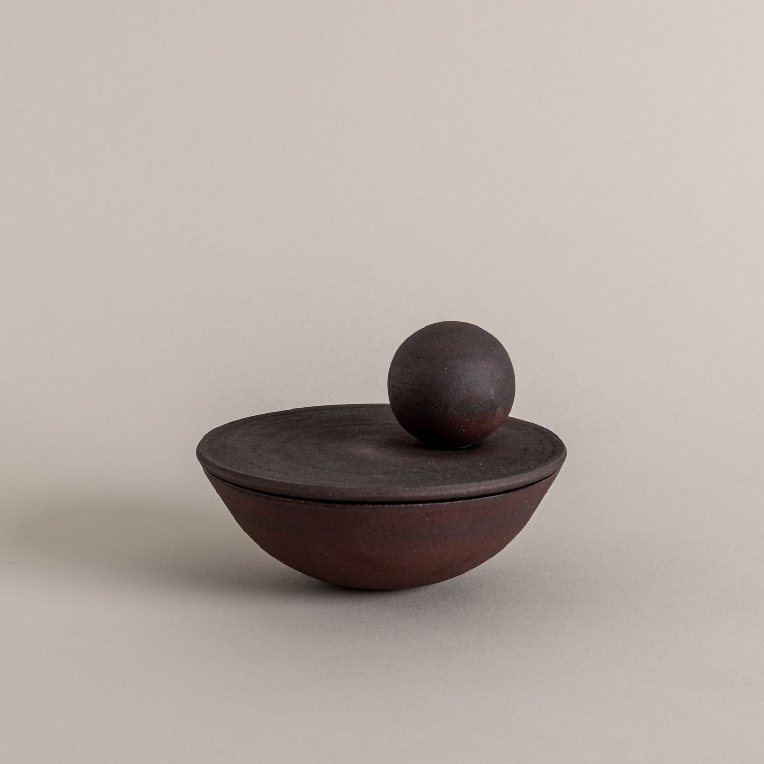 Rounded Lidded Vessel with Sphere, Black