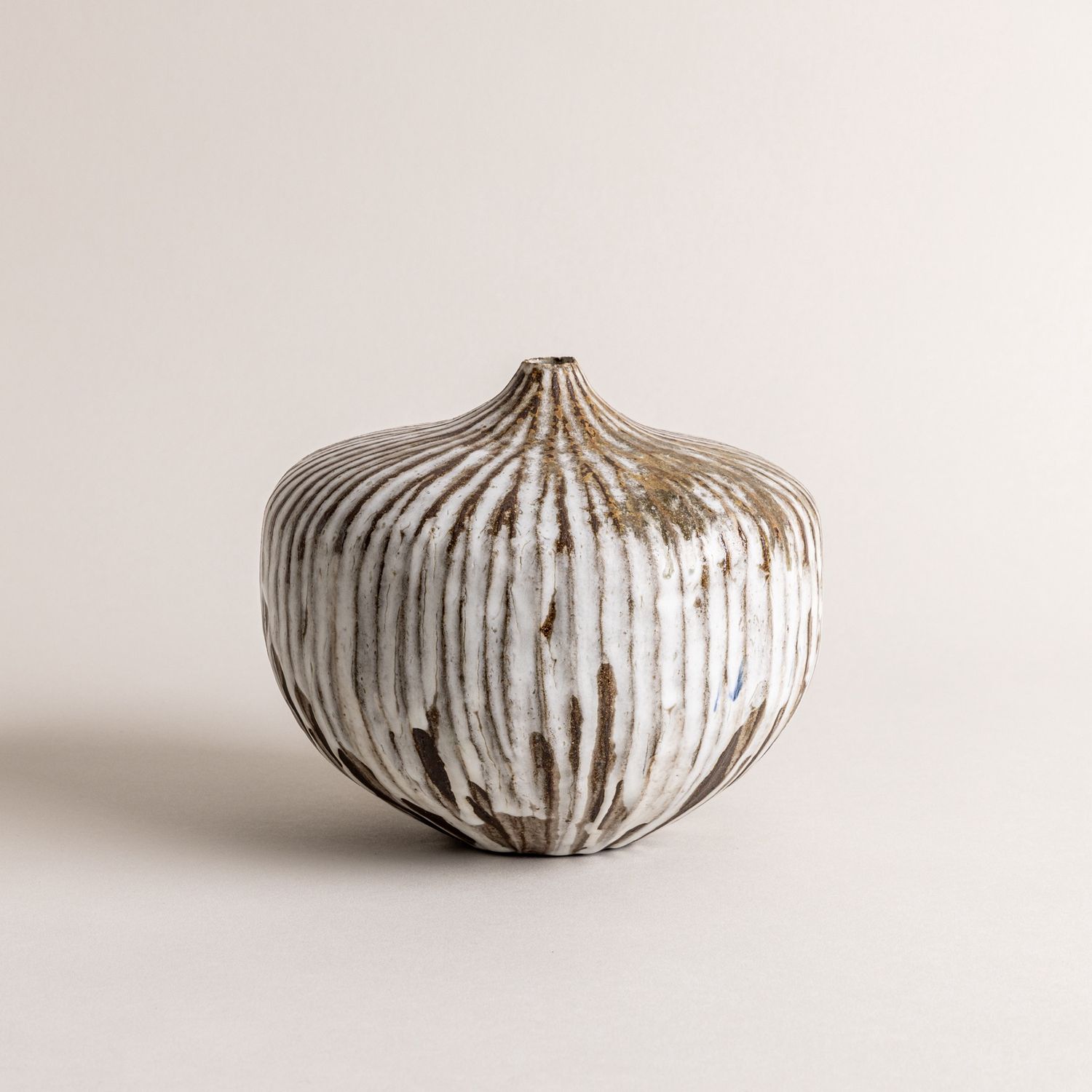 Carved Lines Vessel n. 28