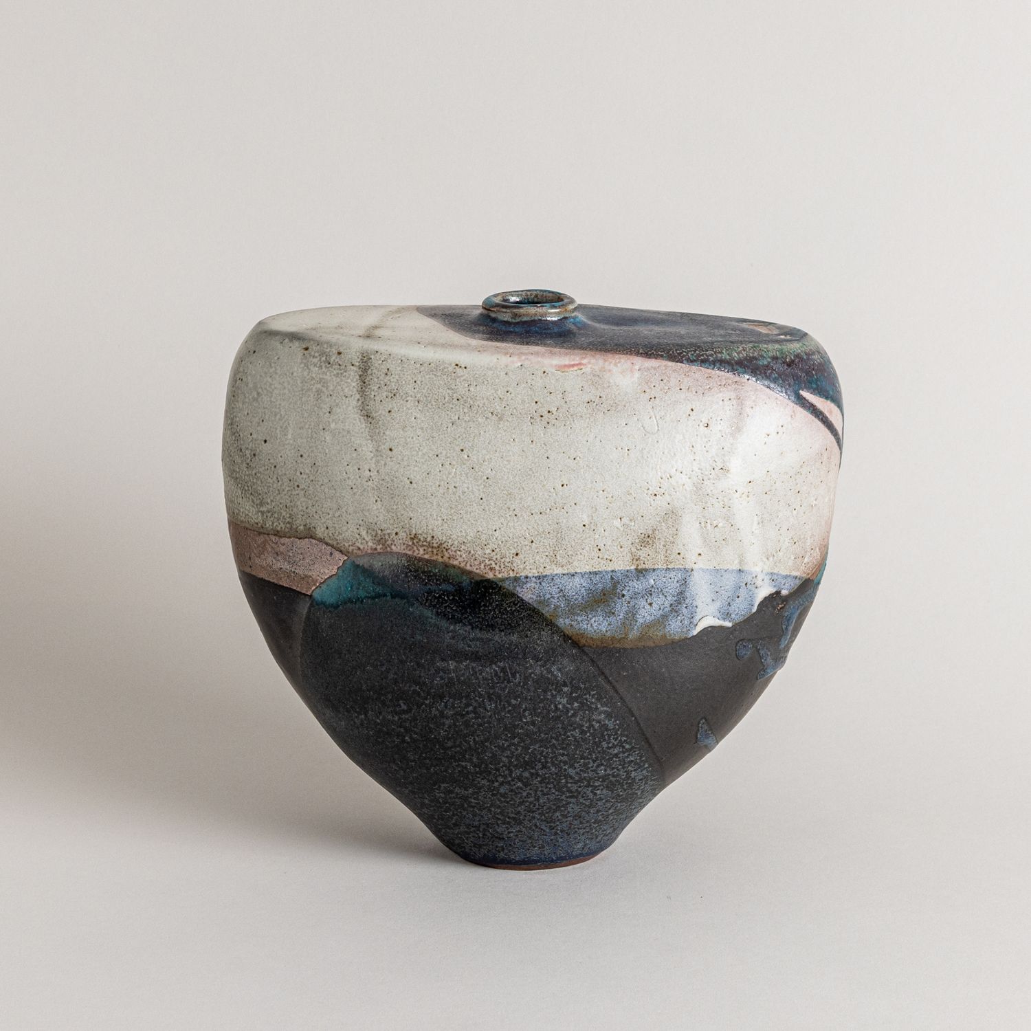 Wide Patterned Vessel