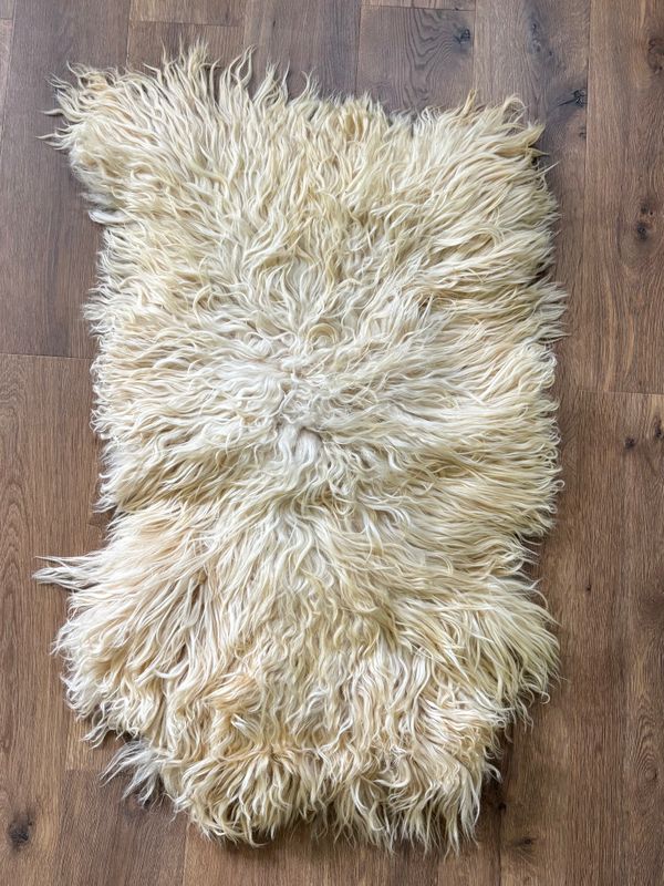Ivory Large Pelt Ivory Large Pelt