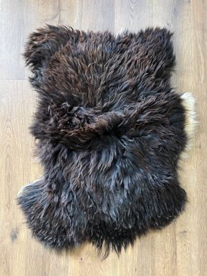 Black Large Pelt (W)