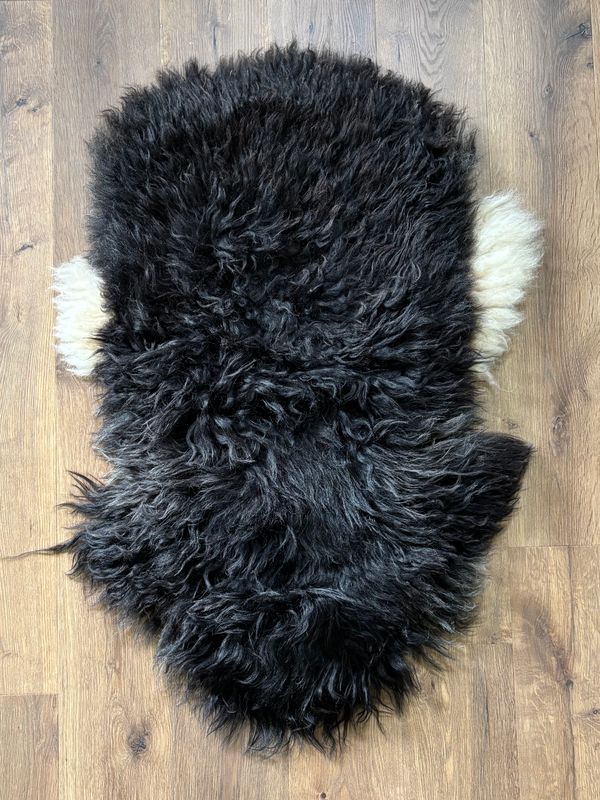 Black and White Pelt Black and White Pelt