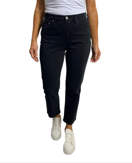 Ava Jeans
