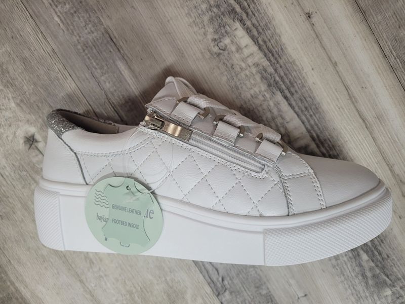 Luxury White silver trim