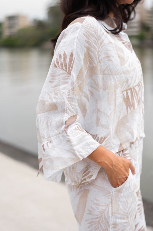 14317 Fern Button Top